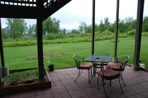thumbnail: General view