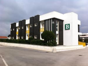 thumbnail: Exterior