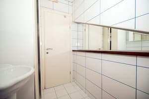thumbnail: Bathroom sink