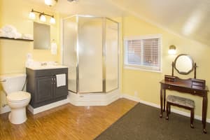 thumbnail: Bathroom