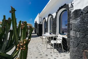 thumbnail: Terrace