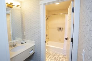 thumbnail: Bathroom