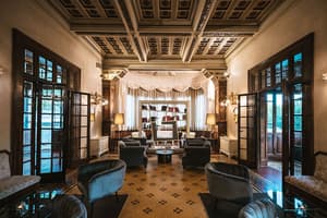 thumbnail: Lobby lounge