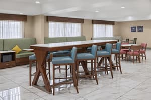 thumbnail: Breakfast area