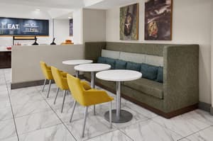 thumbnail: Breakfast area