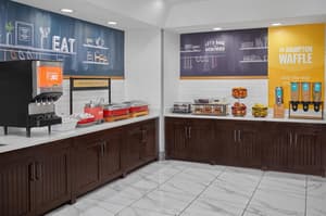 thumbnail: Breakfast area