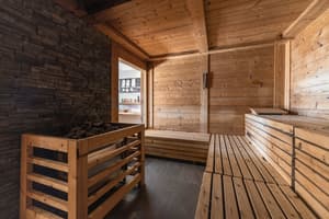 thumbnail: Sauna