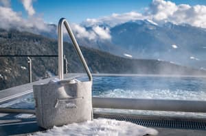 thumbnail: Outdoor spa tub