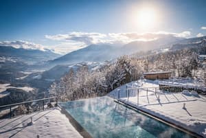 thumbnail: Infinity pool