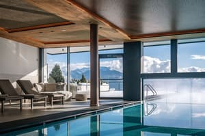 thumbnail: Infinity pool