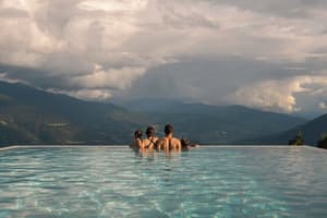 thumbnail: Infinity pool