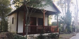 thumbnail: Exterior detail