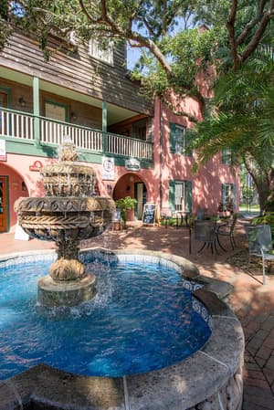 thumbnail: Courtyard