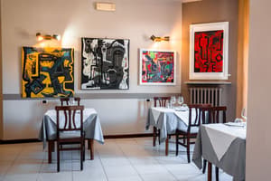 thumbnail: Restaurant
