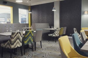 thumbnail: Restaurant