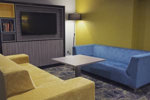 thumbnail: Lounge