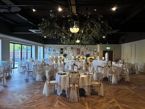 thumbnail: Indoor wedding
