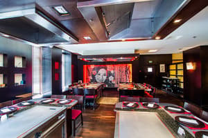thumbnail: Restaurant