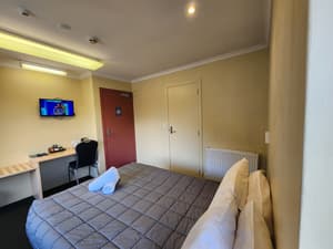 thumbnail: Room