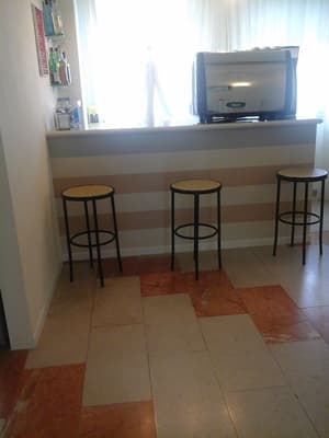 thumbnail: Bar (on property)