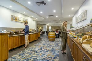 thumbnail: Restaurant