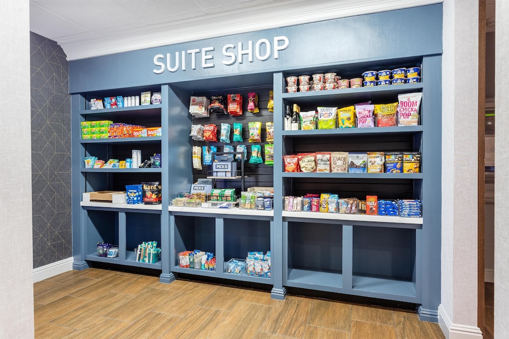 Snack bar