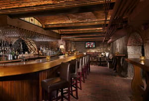 thumbnail: Bar (on property)