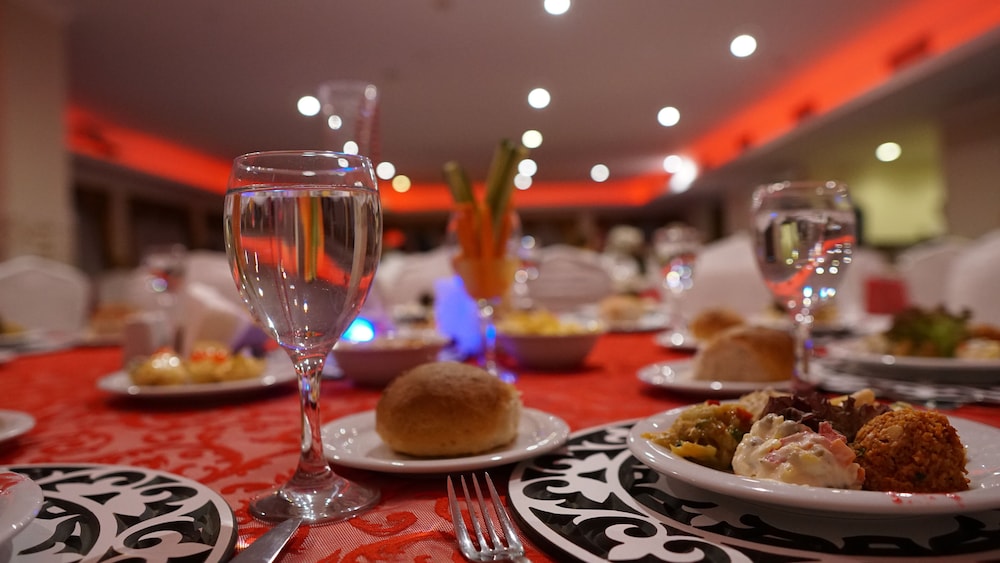Banquet hall