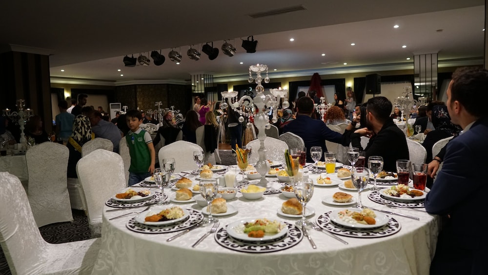 Banquet hall