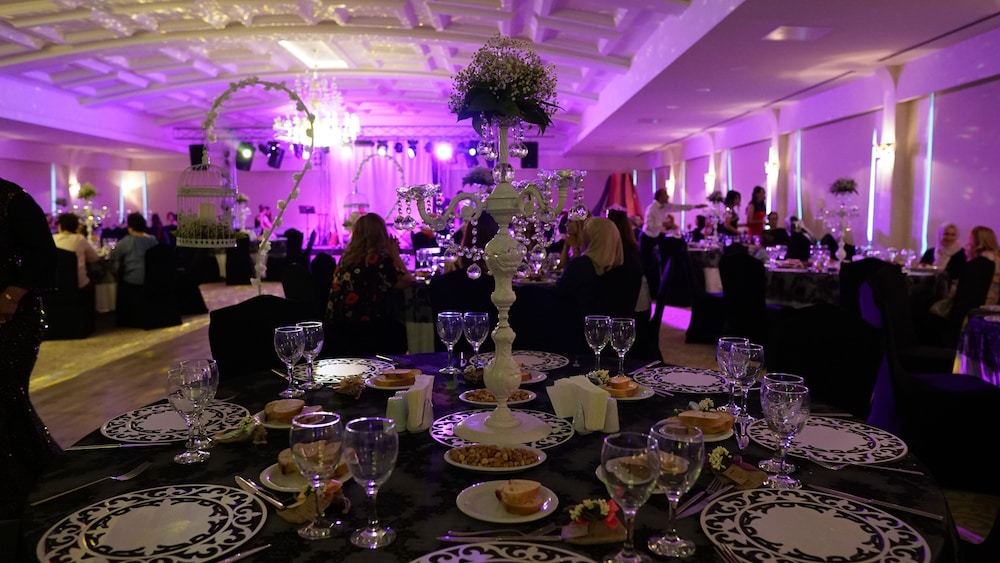 Indoor wedding