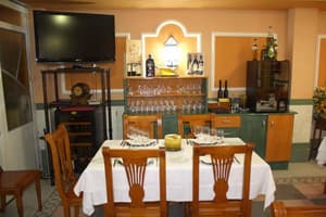thumbnail: Restaurant