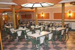 thumbnail: Restaurant