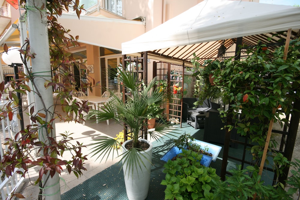 Restaurant-cafeteria