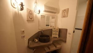 thumbnail: Bathroom sink