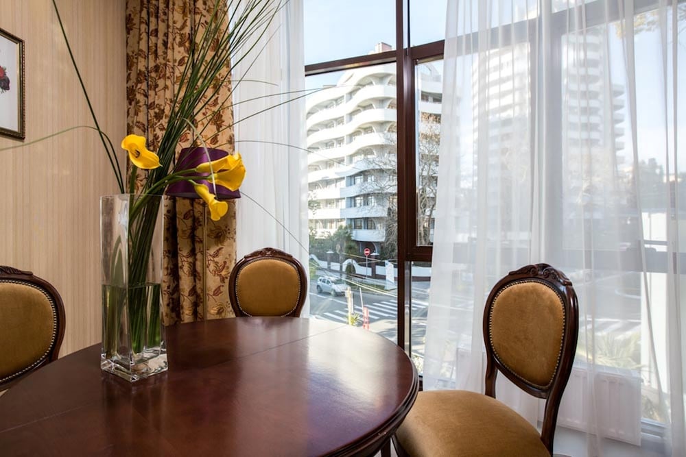 In-room dining