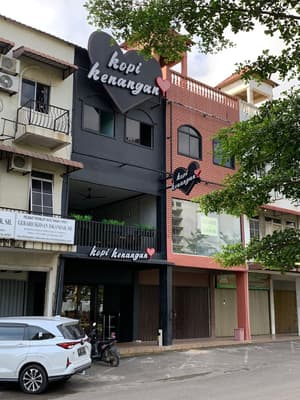 thumbnail: Shopping mall
