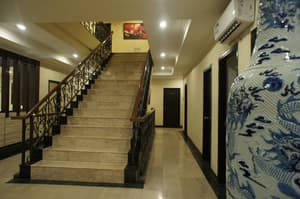 thumbnail: Staircase