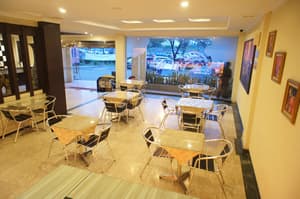 thumbnail: Breakfast area