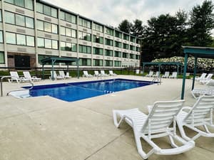 thumbnail: Outdoor pool