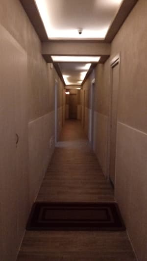 thumbnail: Hallway