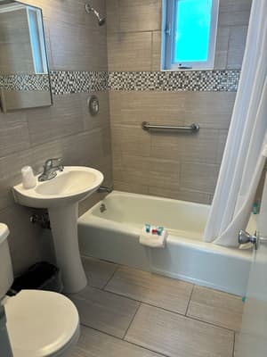 thumbnail: Bathroom
