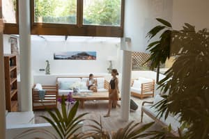 thumbnail: Lobby sitting area