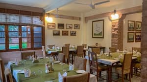 thumbnail: Restaurant