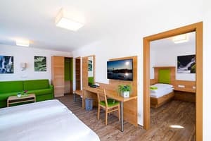 thumbnail: General view