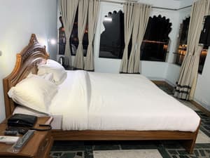 thumbnail: Room