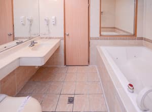 thumbnail: Bathroom