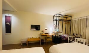 thumbnail: Room