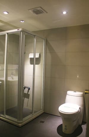 thumbnail: Bathroom