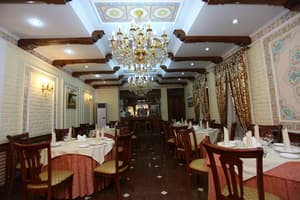 thumbnail: Restaurant