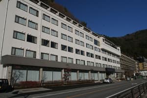 thumbnail: Exterior